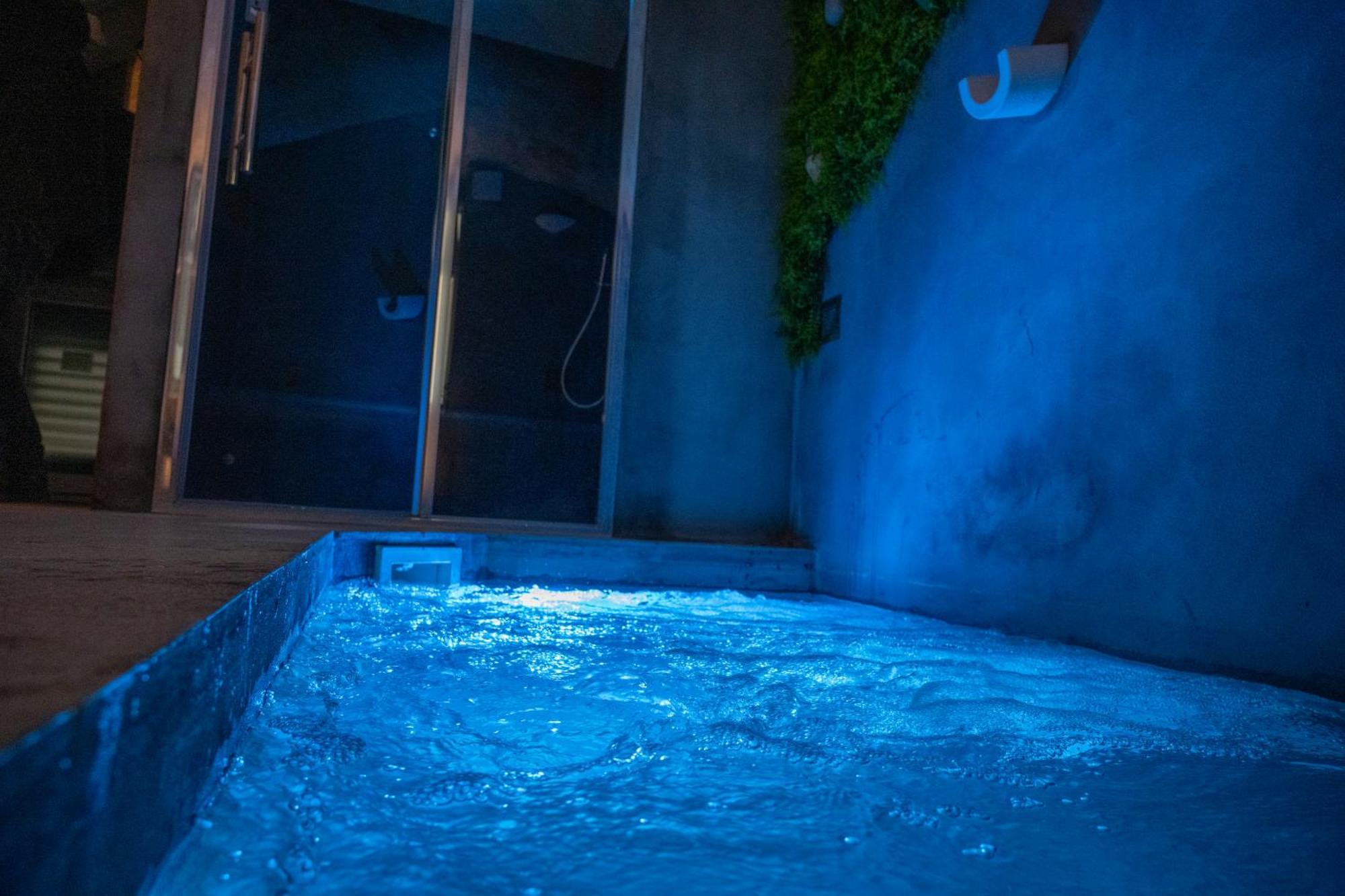 Aqva Luxury Apartment Spa 모노폴리 외부 사진