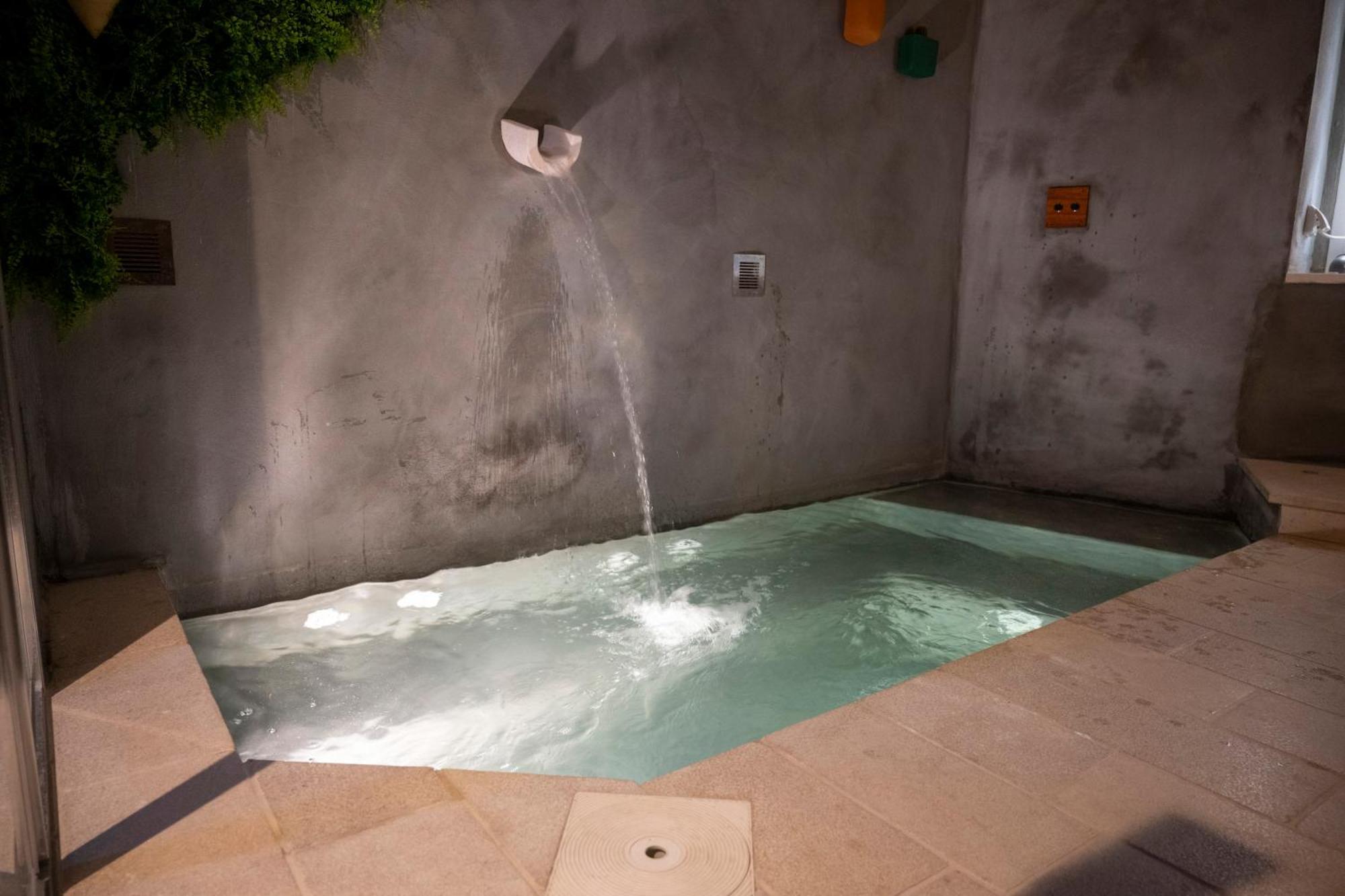 Aqva Luxury Apartment Spa 모노폴리 외부 사진