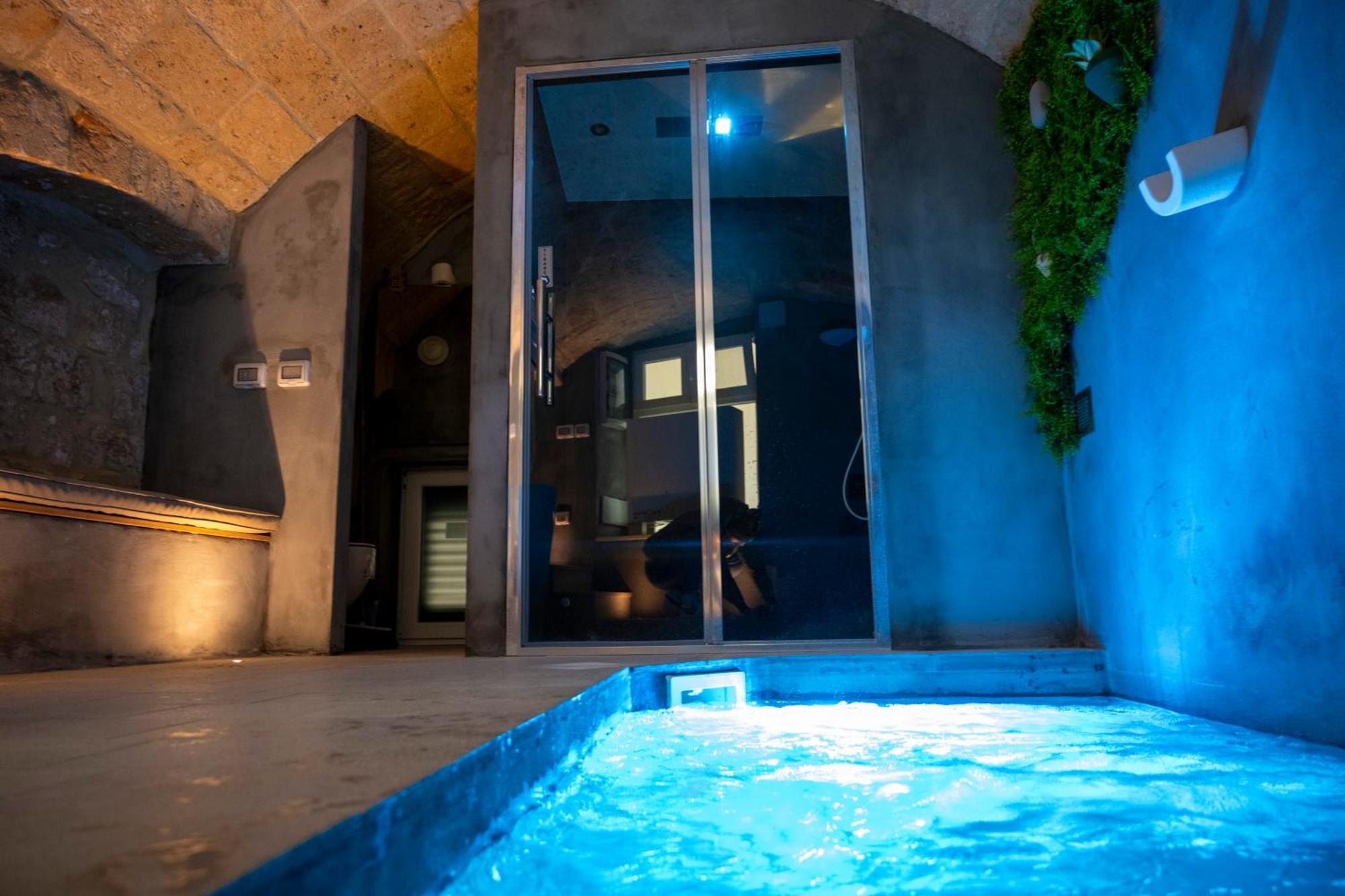 Aqva Luxury Apartment Spa 모노폴리 외부 사진